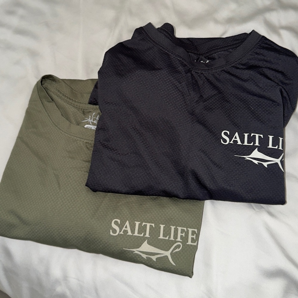 (Make Offer) T-Shirt Bundle